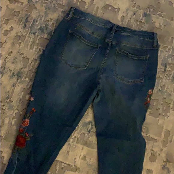 SOLD - Picture 5 of 7